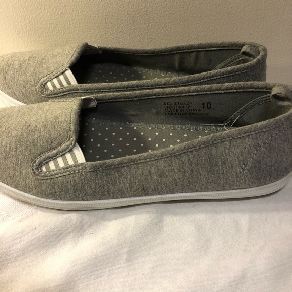 2 pairs of Size 10 Ladies Flats - Picture 8 of 16